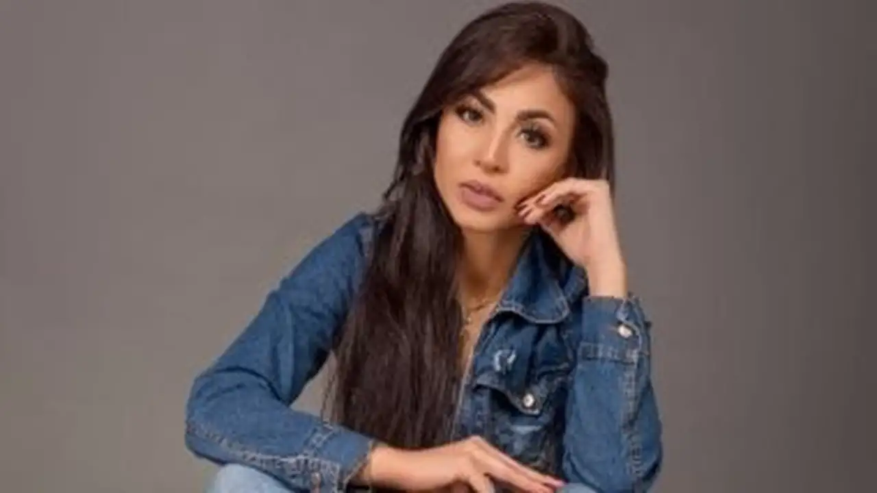 رحيل مفاجئ.. الموت يغيب والدة الفنانة دوللي شاهين بعد صراع مع المرض